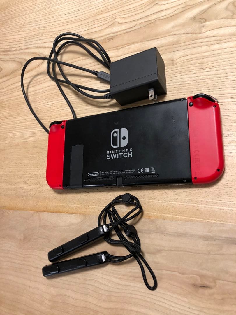 Nintendo Switch 本体 コントローラー赤