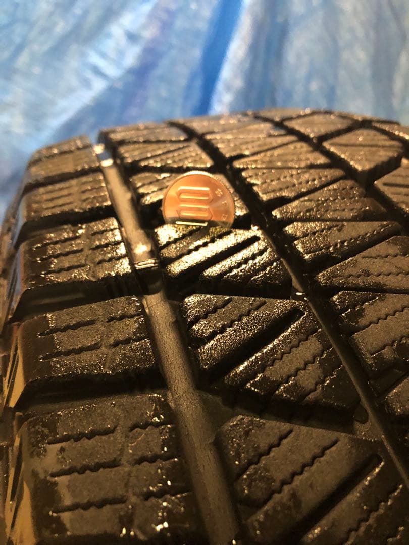 かいと225/65R17 ブリヂストン　DM-V3 ①