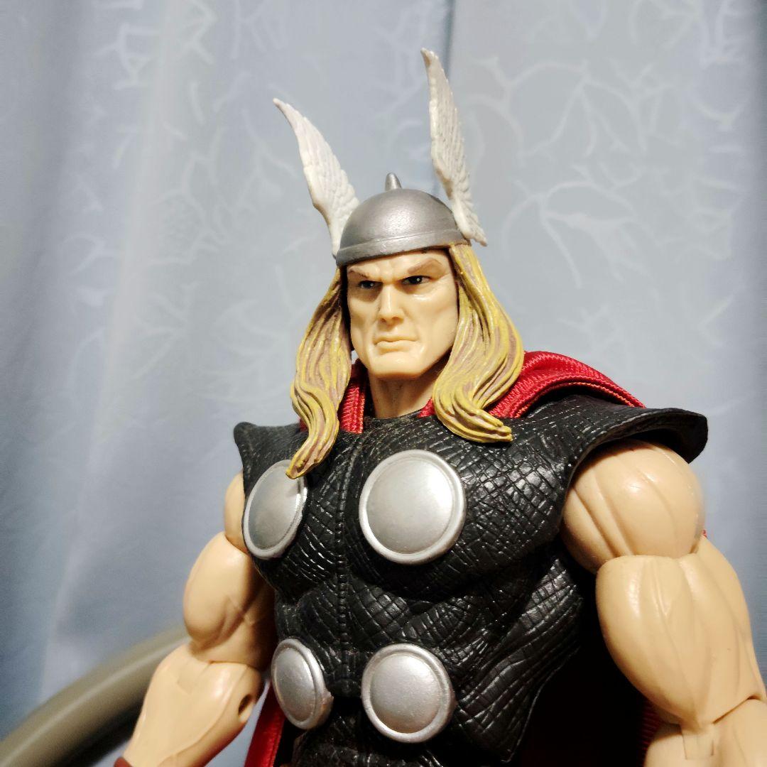 06'HASBRO/MARVEL LEGENDS ICONS“THOR”
