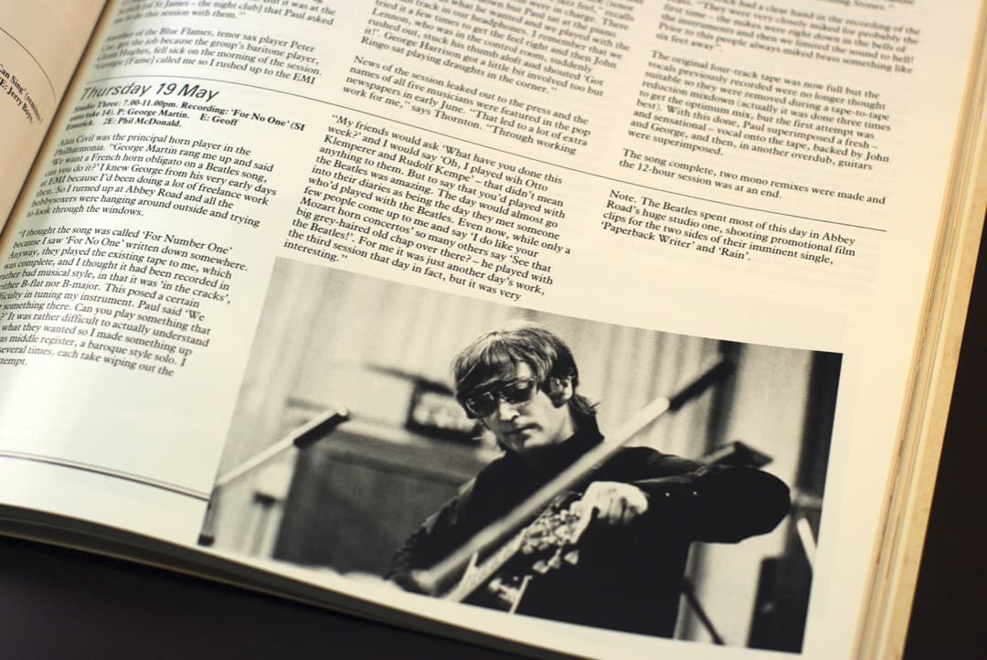 洋書 THE BEATLES RECORDING SESSIONS