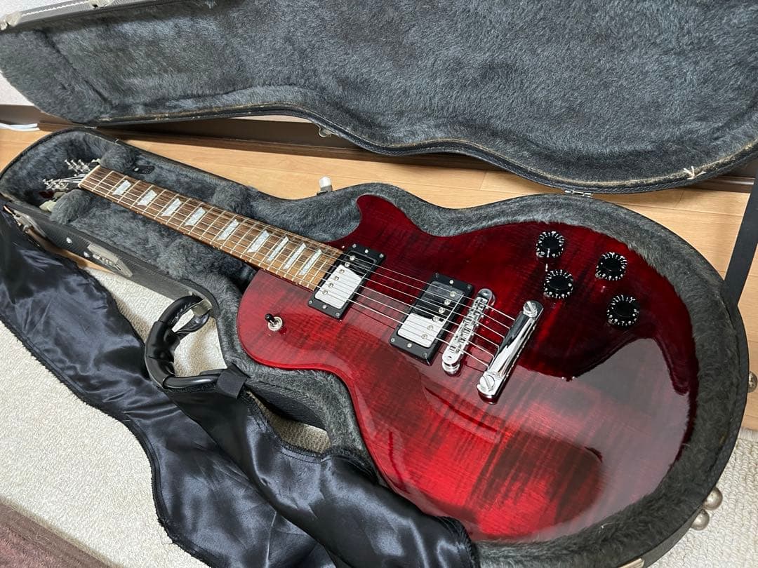 F*h様 Gibson Les Paul studio 03年製 フィギュアドメ