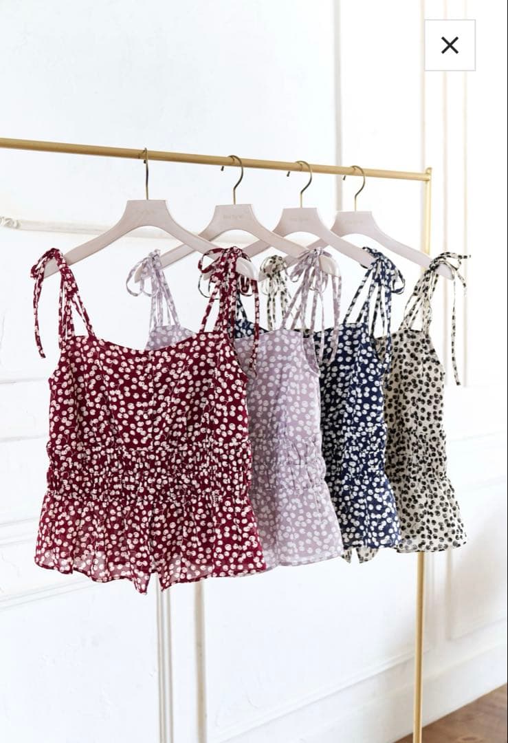 トップス Cherry Pattern Strap Top