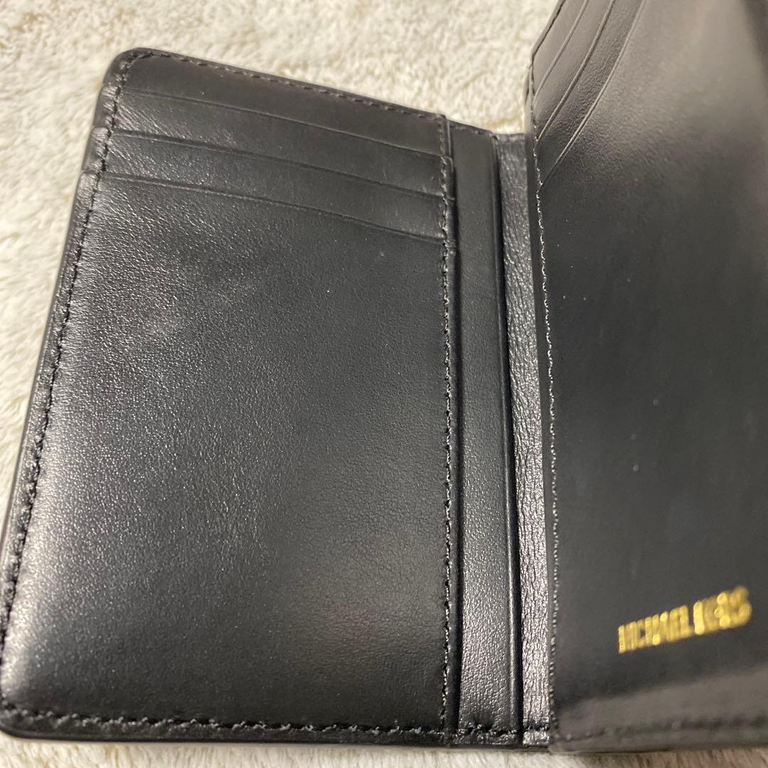 【1日限定価格】★新品未使用★ マイケルコース　二つ折り財布ブラック