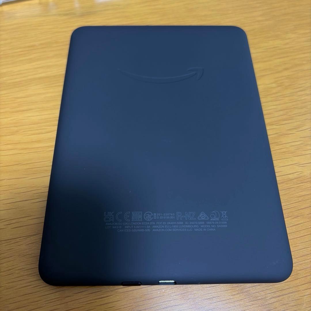 Kindle Paperwhite (16GB) 第12世代 透明ケース付き