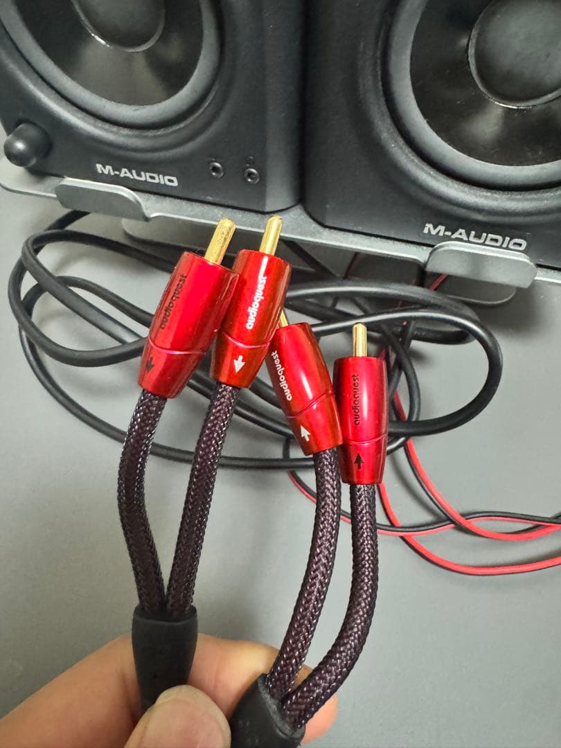 最終値下げM-AUDIO AV42 ※golden gateRCAケーブル付き