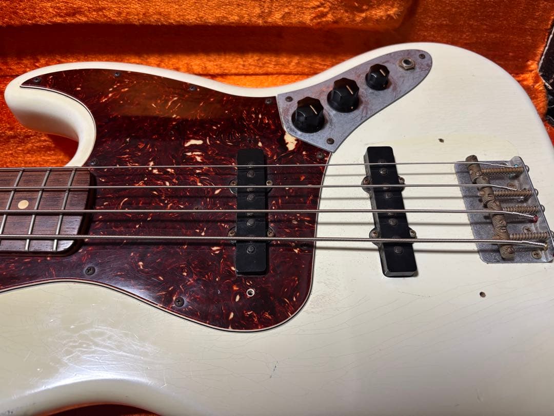 ベース Fender Custom Shop 1964 Jazz Bass Relic