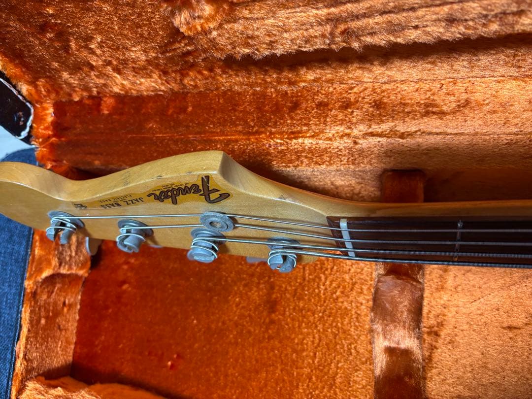 ベース Fender Custom Shop 1964 Jazz Bass Relic