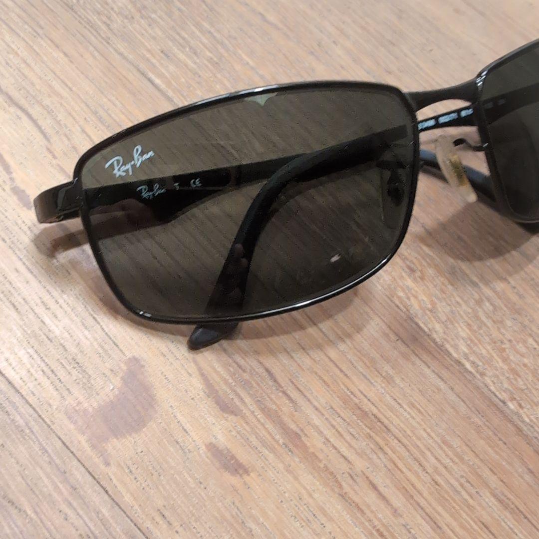 Ray-Ban RB 3498 ブラックサングラス ケース付き