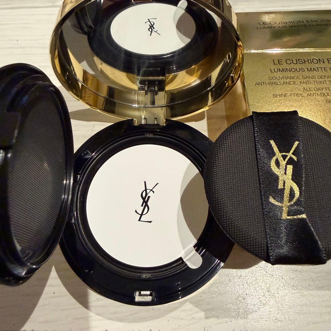 ファンデーション YSL LE CUSHION ENCRE DE PEAU 0.49 OZ
