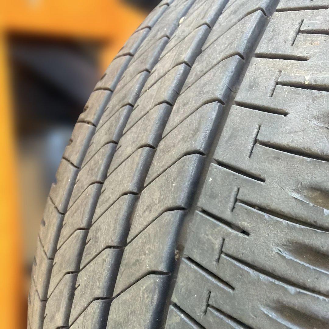 1本 日産 ノート オーラ E13 純正 アルミホイール　中古　タイヤ付き