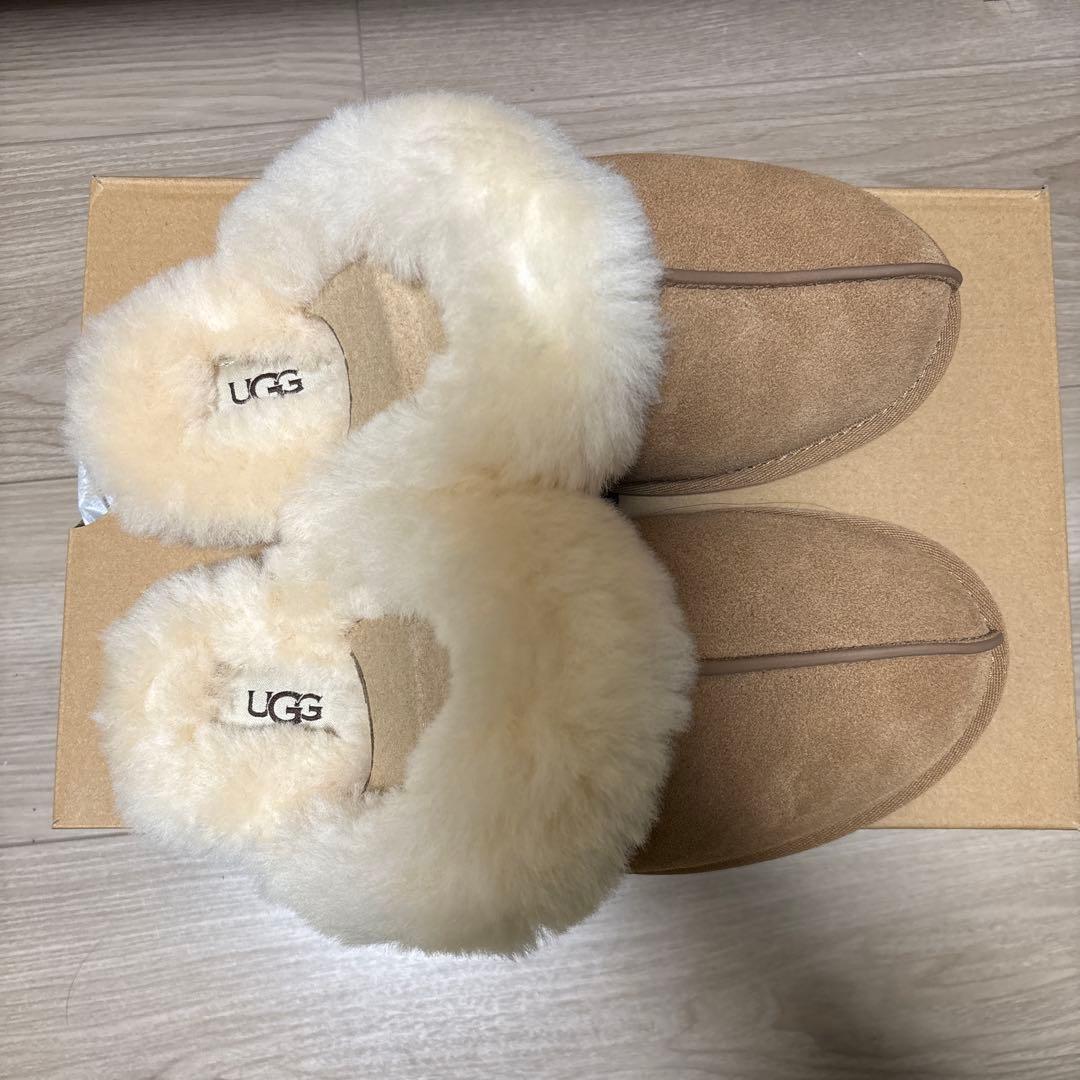 UGG W Scuffette II Chestnut スカフェット