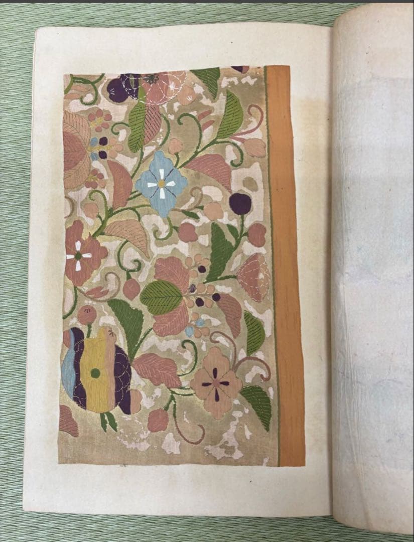 貴重な手描きデザイン集　其の一 豊臣氏執政時代より徳川氏の末期に至る画集‼️