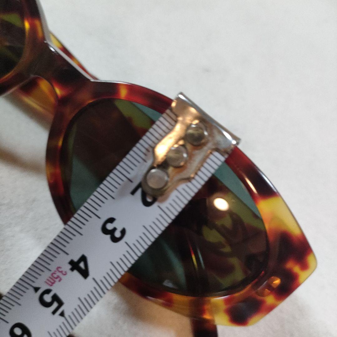 751 GUCCI　グッチ　サングラス　度無 GG2196/S