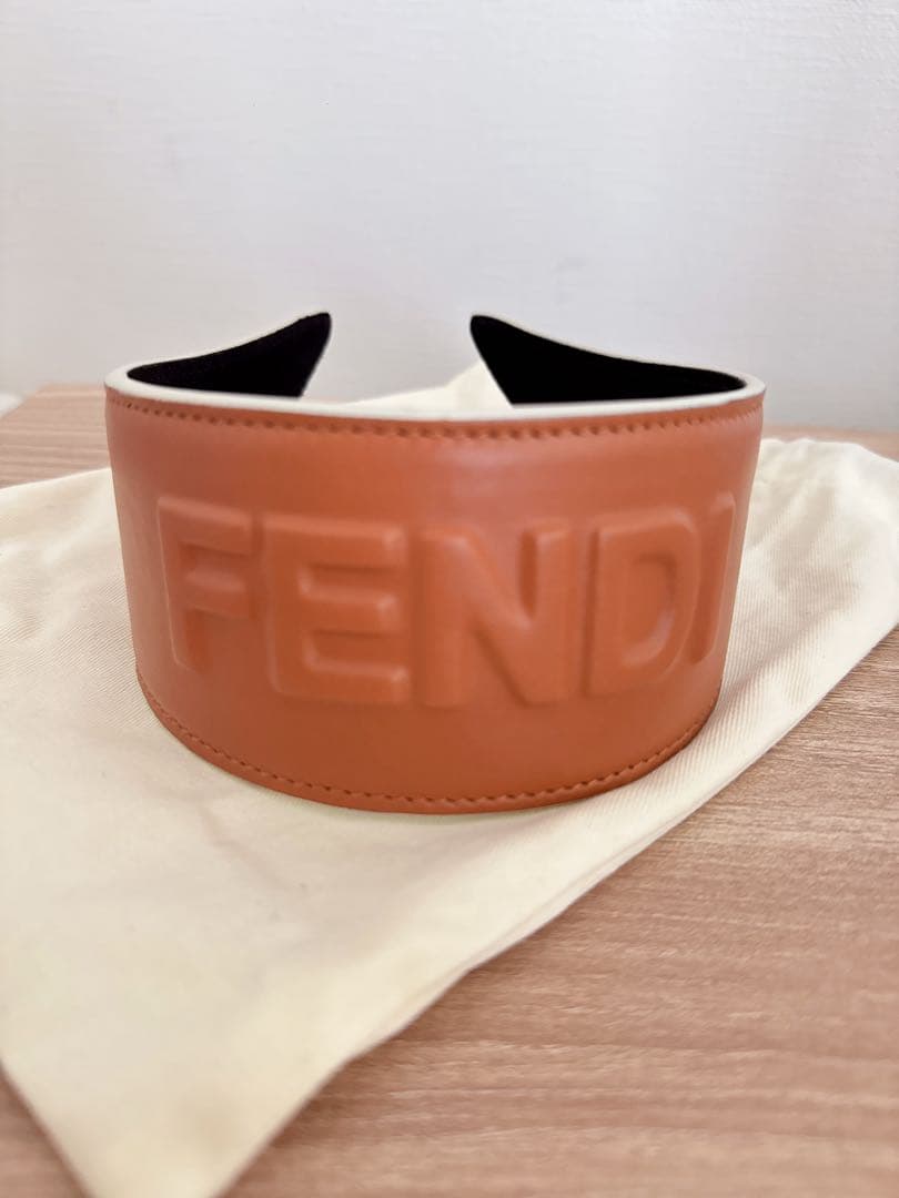 【FENDI】フェンディ ブラウン レザー ロゴ ヘッドバンド