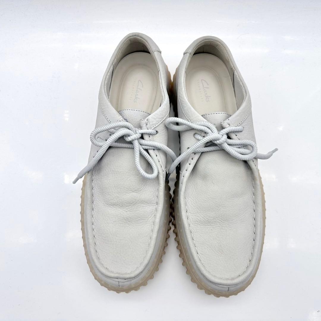●【美品】クラークス トーヒル LO ホワイト レザー モカシン 厚底 27.5