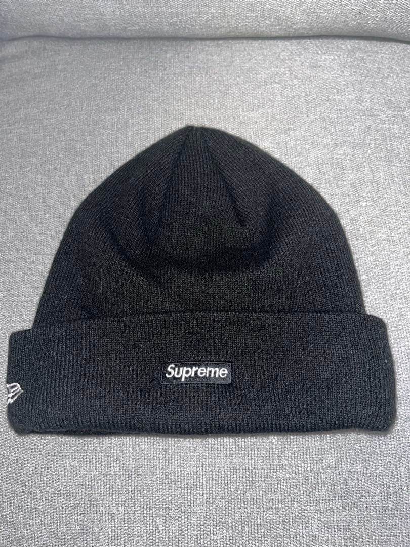 supreme × New Era