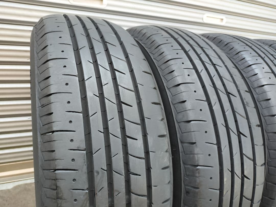 2023年製 プレイズ PX-RV2 195/65R15 バリ溝４本セット