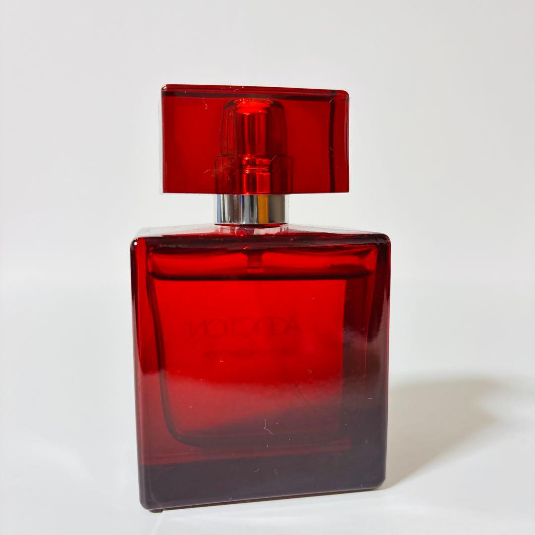 ● アディクション　オードアディクション　オードトワレ　50ml