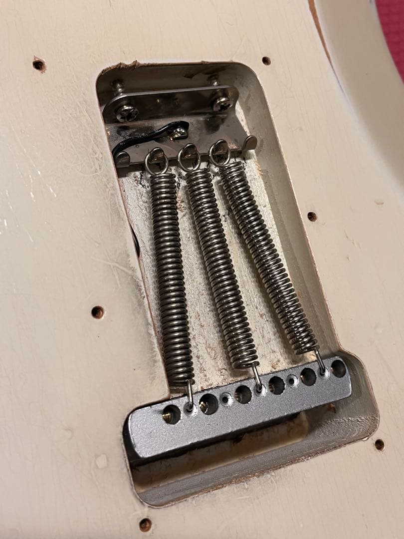 t*u様 超初期&CSPU搭載！Road Worn Stratocaster 白