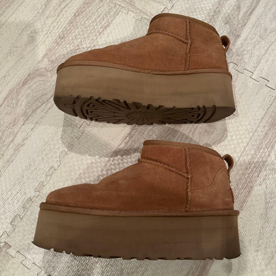 ☆美品 UGG クラシック ウルトラミニ プラットフォーム 23cm