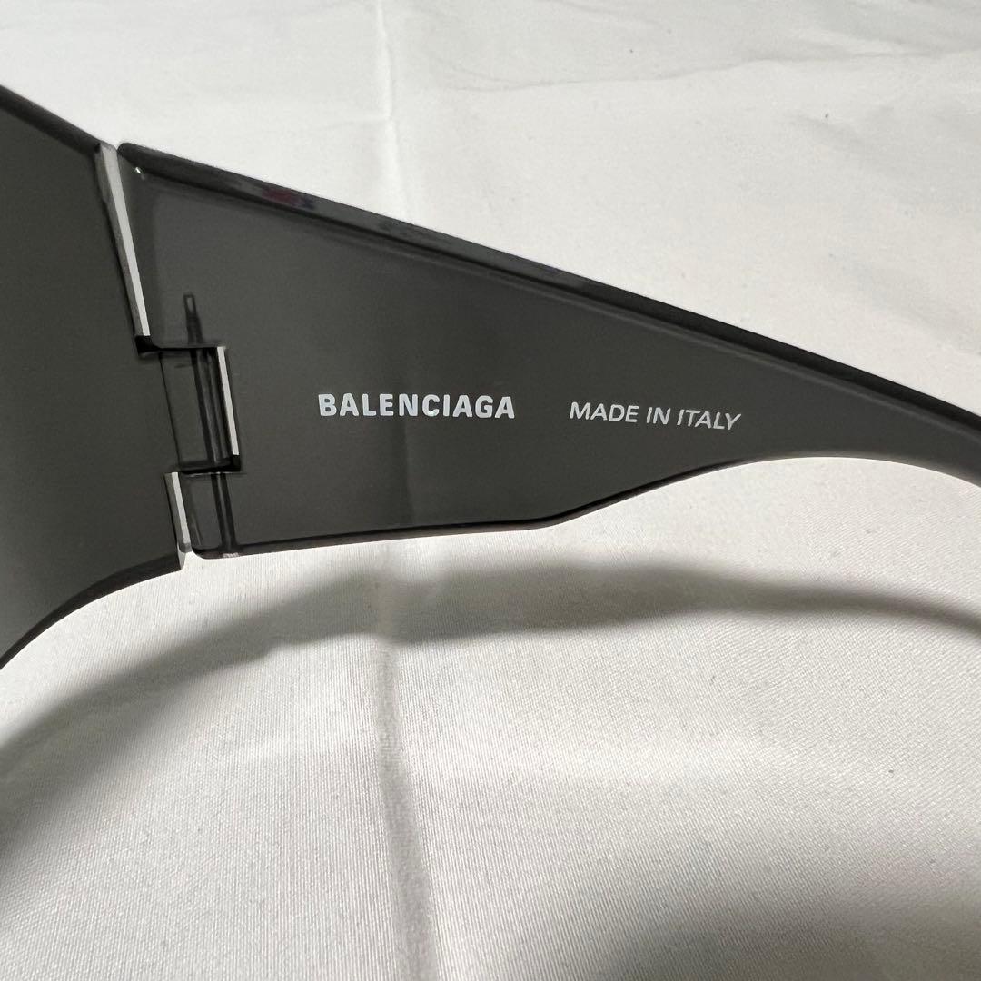 【meister】BALENCIAGA MASK BUTTERFLY