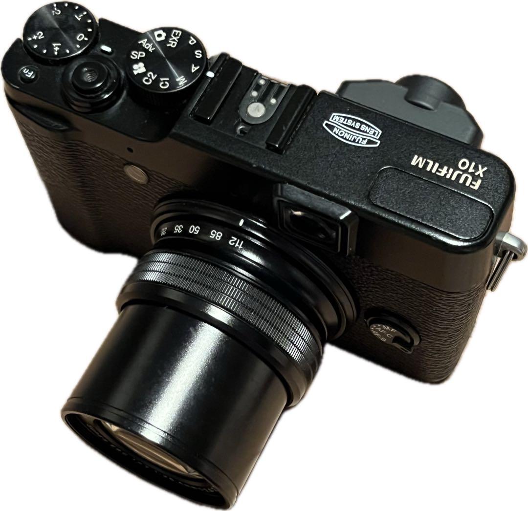 【お値下げ中】Fujifilm X10コンパクトデジタルカメラ ブラック