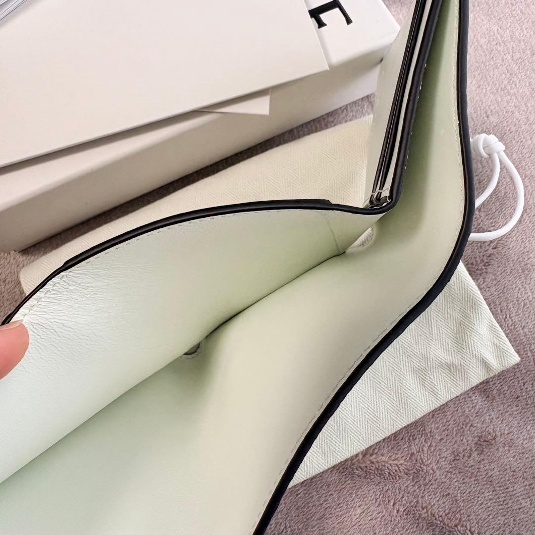専用出品 《未使用》 LOEWE トライフォールドウォレット