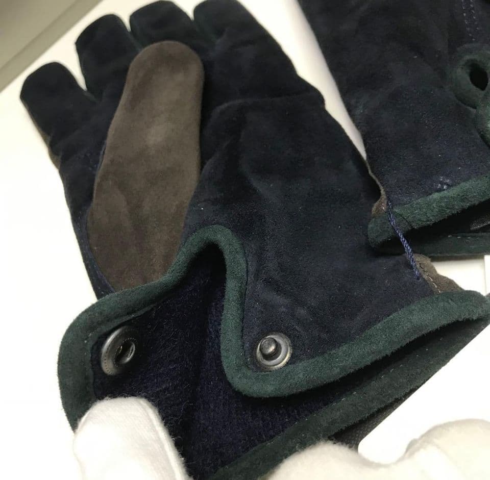【訳あり新品未使用】ジョルジオアルマーニ 羊革 手袋 イタリア製 サイズ M