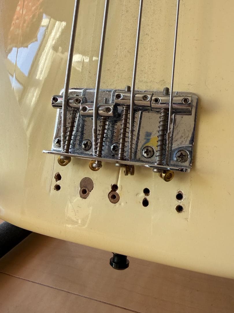 fender コンポーネント ベース