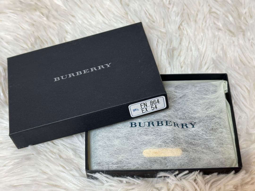 新品　Burberry バーバリー　名刺入れ