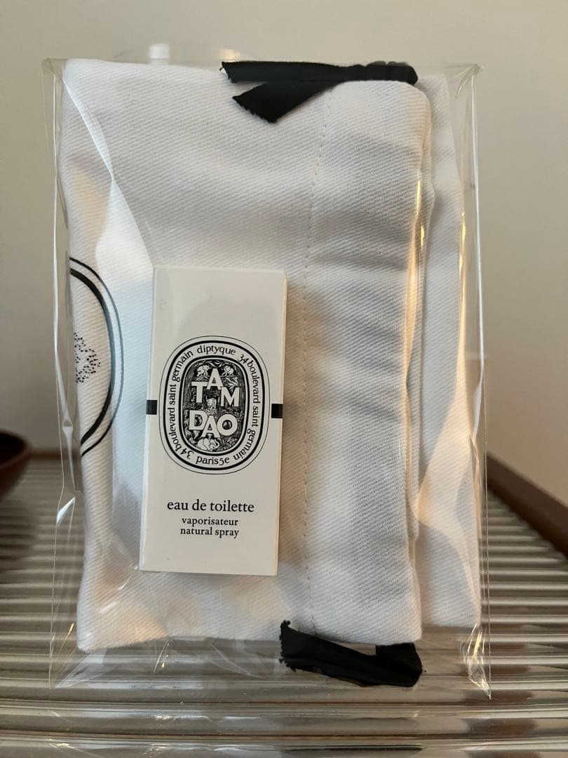 diptyque PHILOSKOS 香水 巾着袋＋サンプル付