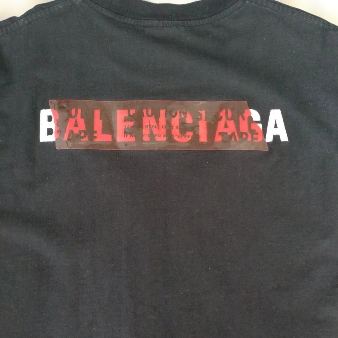 値下げ中　BALENCIAGA ブラック Tシャツ ユニセックス　バレンシアガ