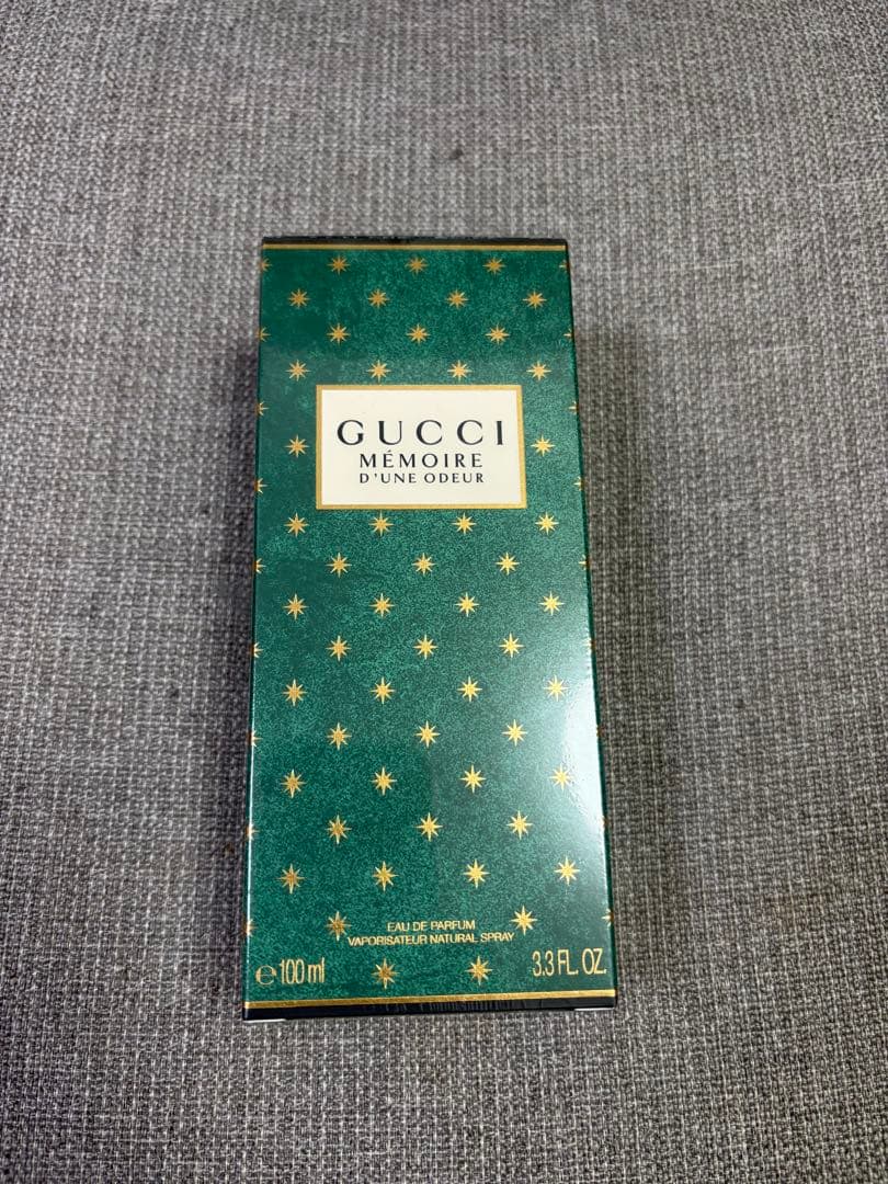 新品未使用　GUCCI MÉMOIRE D'UNE ODEUR オードパルファム