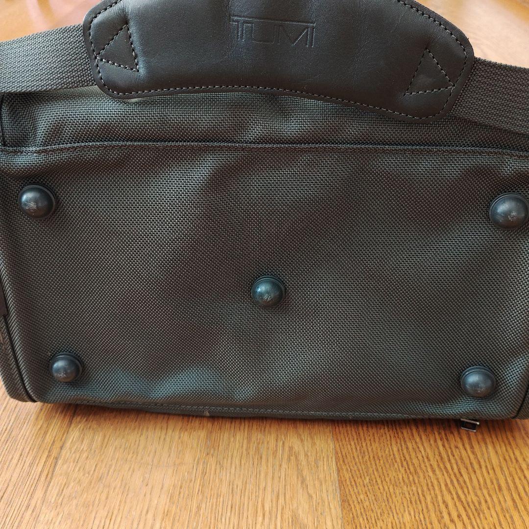 TUMI ボストンバッグ 　ダークグリーン