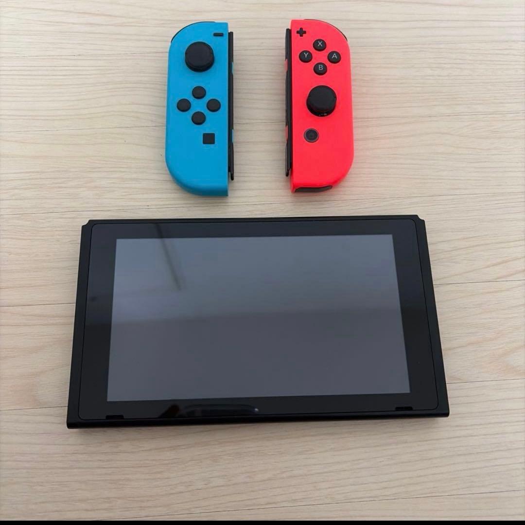 日*5様 ジャンク品　Nintendo Switch 青/赤　本体