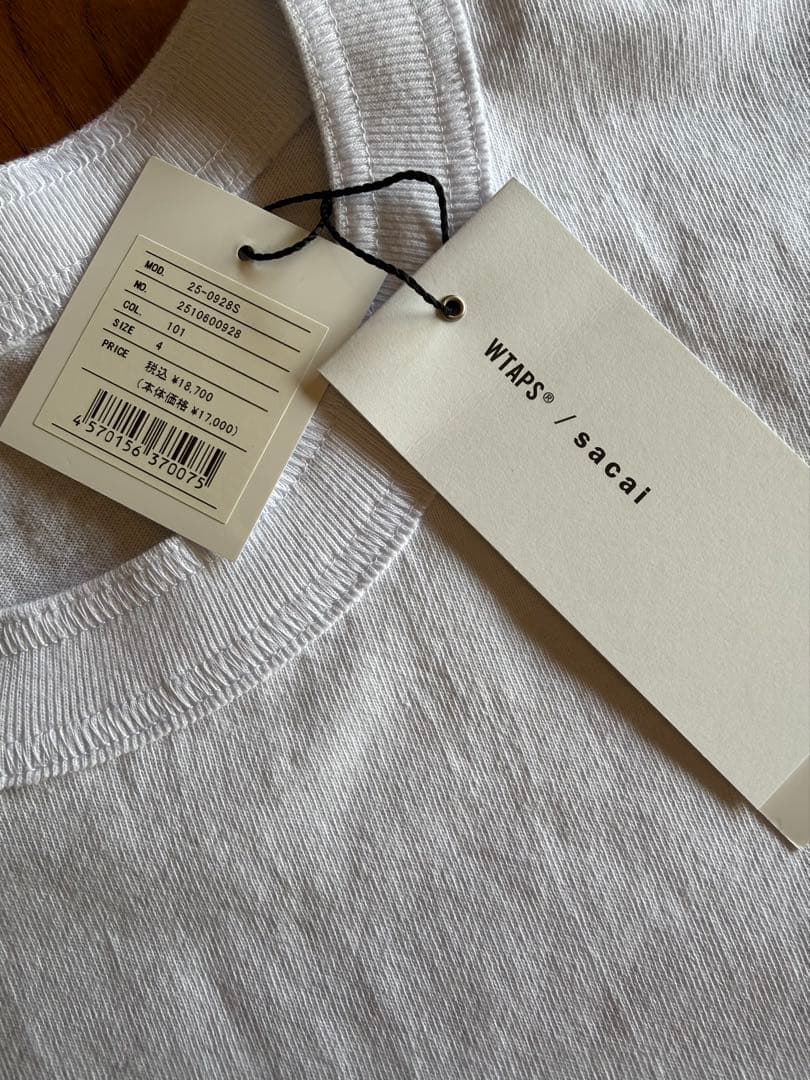 新品未使用　WTAPS×SACAI Tシャツ