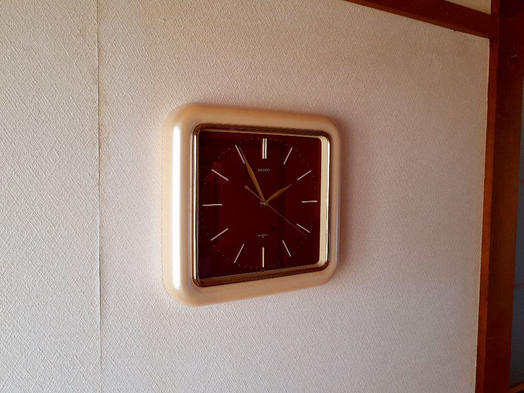 70's　SEIKO　掛け時計　ミッドセンチュリー　ビンテージ　ワインレッド