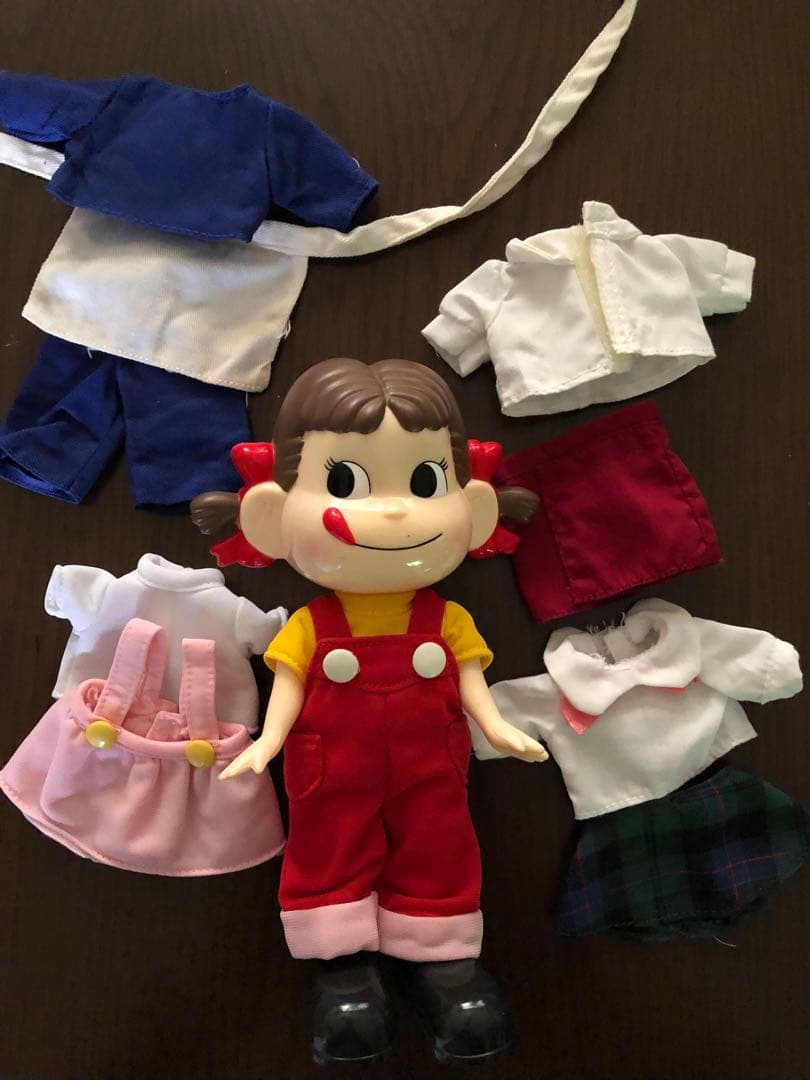 ヴィンテージ☆不二家ペコちゃん1️⃣ 着せ替え人形セット