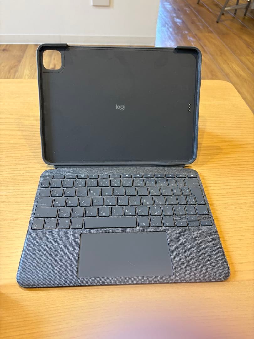 えほんと知育のおみせ＊iPad Pro11用combo touch