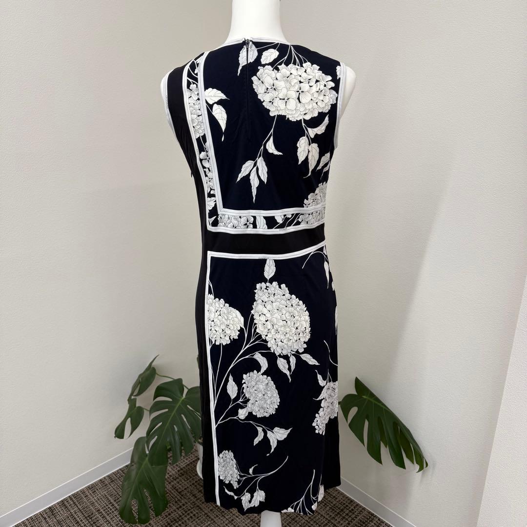 M*K様 LEONARD レオナール 膝丈ワンピース ノースリーブ 花柄 レディ