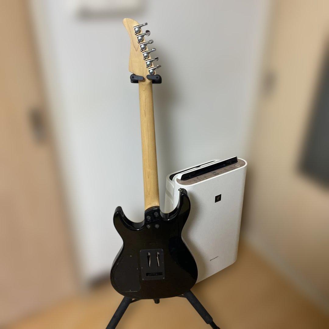 Fernandes エレキギター　SNAPPERタイプ