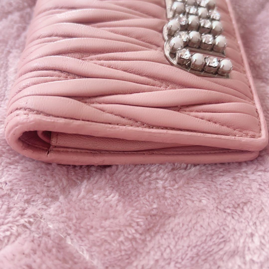 MIU MIU マテラッセ ビジュー 二つ折り財布 クリスタル ピンク