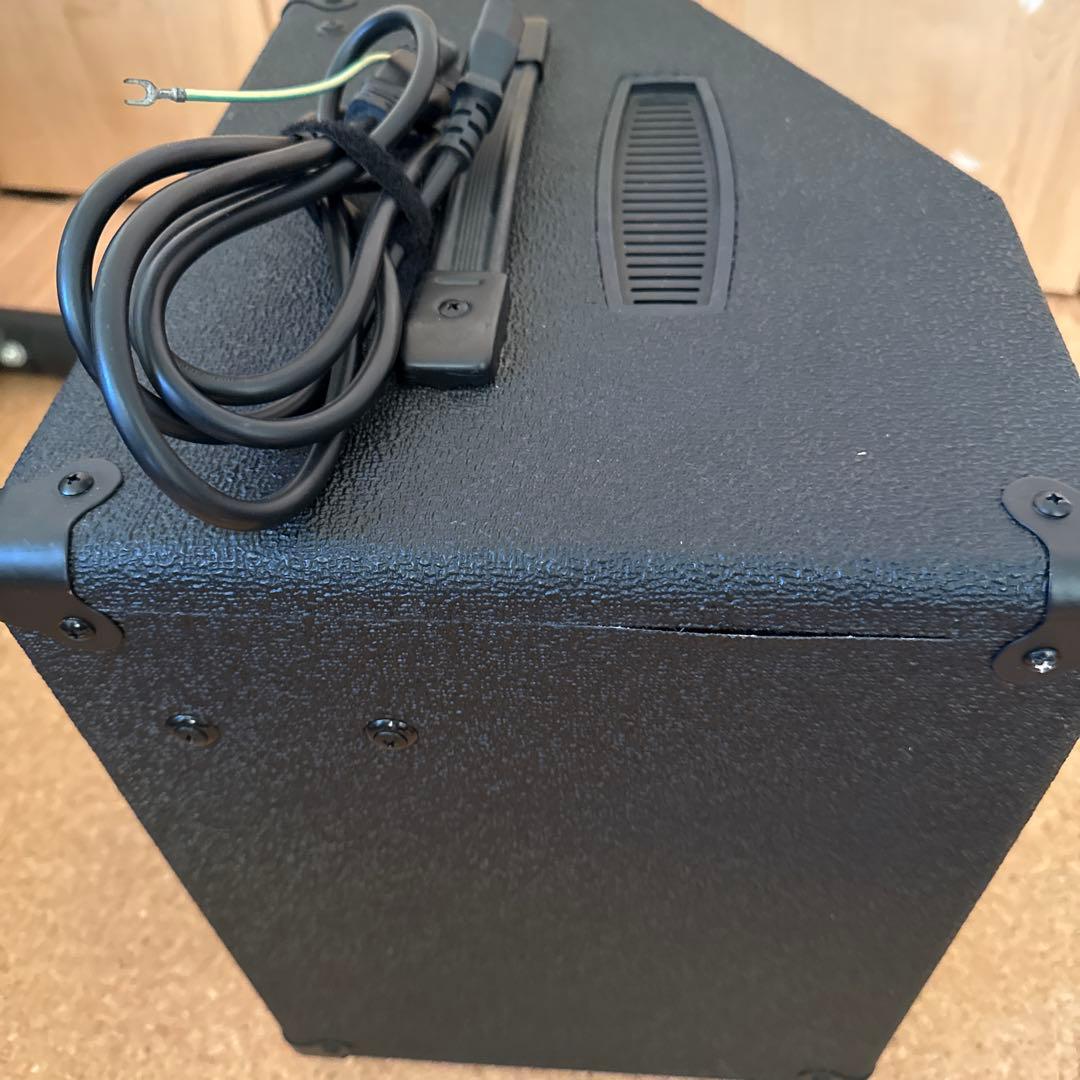 torinokaraage 様Ampeg BA-108 V2 ベース用アンプ