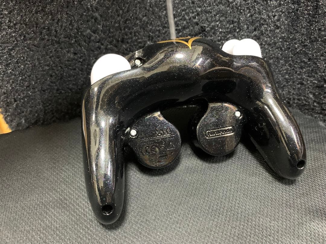 スマブラブラック　ニンテンドーゲームキューブコントローラ　GCコン