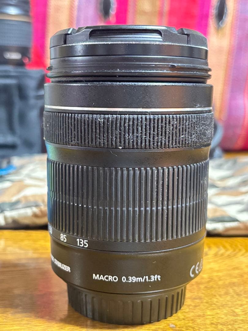 Canon EFS 18-135mm レンズ