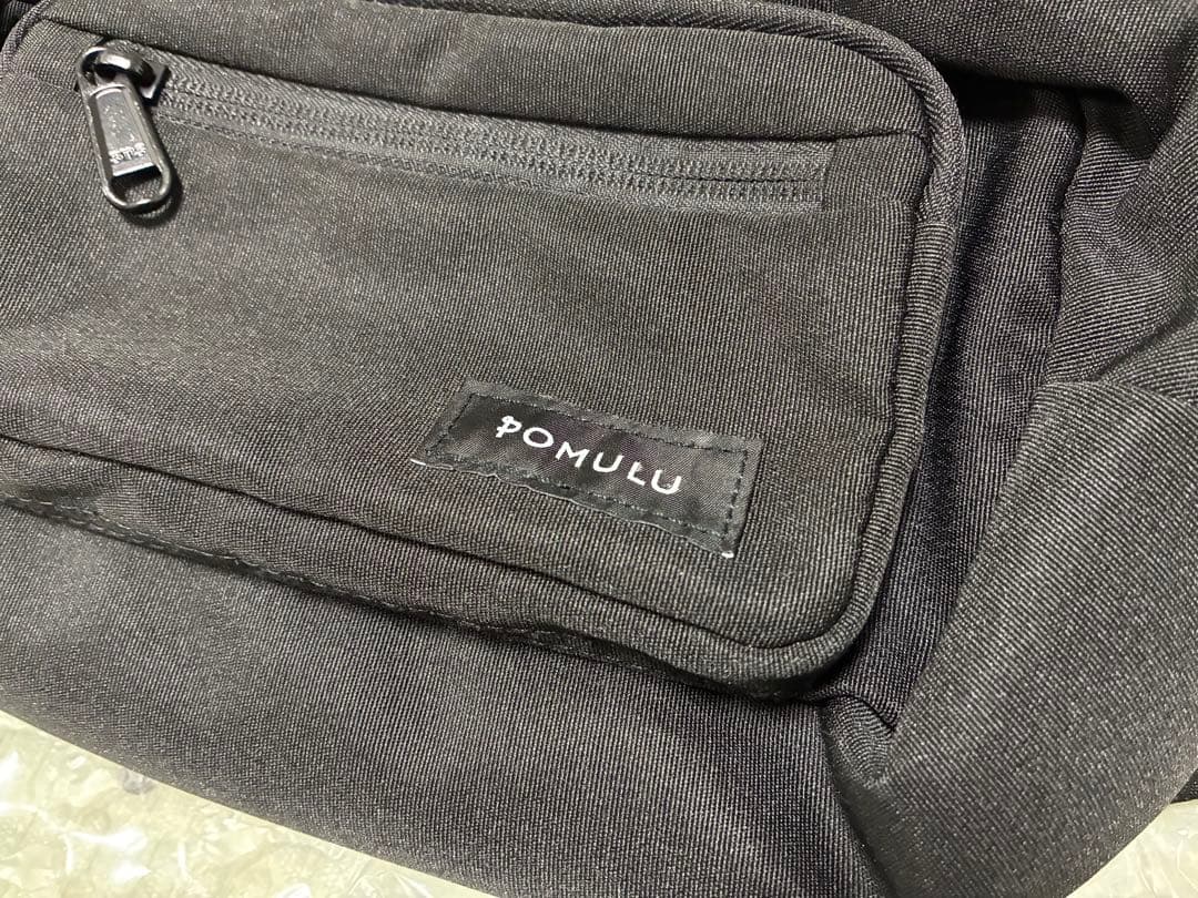 ポムル ヒップシート POMULU 黒