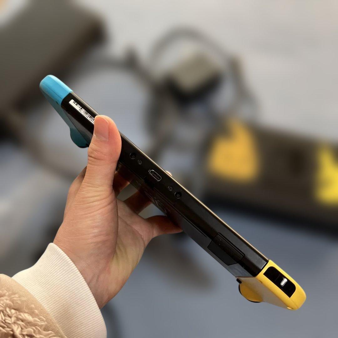 Nintendo Switch1 ピカチュウデザイン 本体セット
