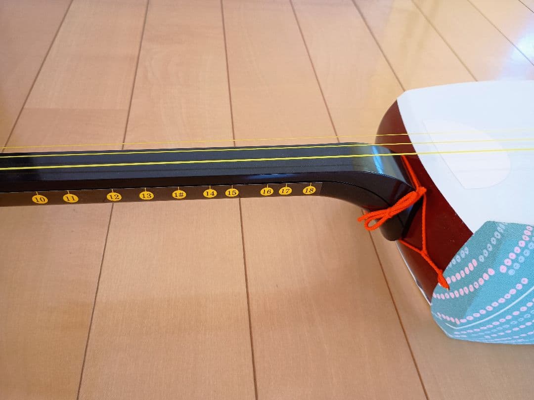SUZUKIかえで三味線　美品