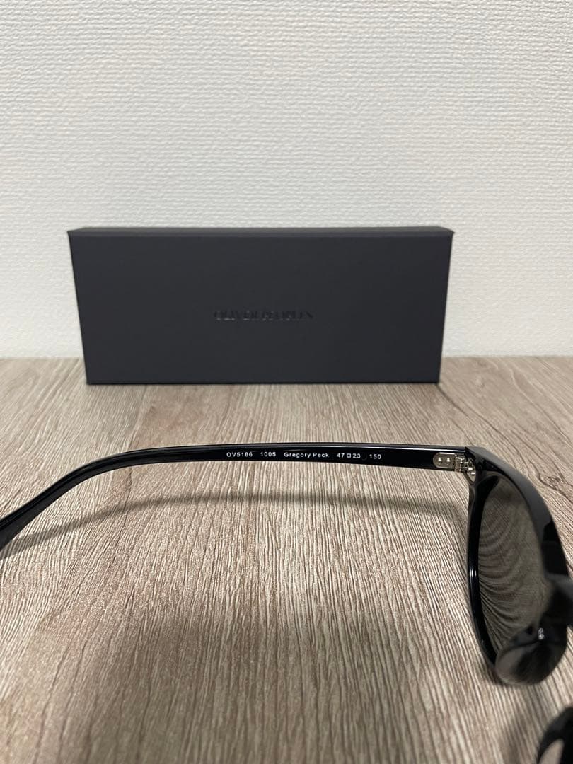 OLIVER PEOPLES オリバーピープルズ OV5186 サングラス