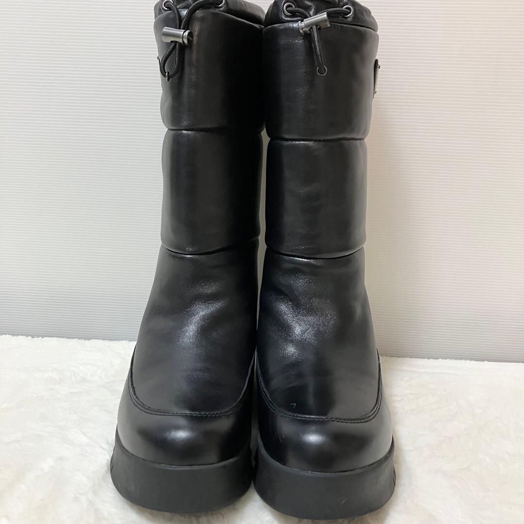未使用級 箱付 PRADA レザー ブーツ 三角ロゴ 黒 厚底 38.5 ファー